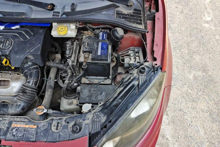 Used MG 3 2014 1.3L AMT Comfort Edition Engine Bay Left