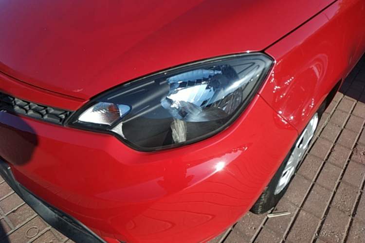 Used MG 3 2014 1.3L AMT Comfort Edition Left Front Headlight