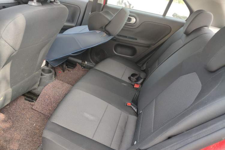 Used MG 3 2014 1.5L AMT Elite Edition Left Rear Seat