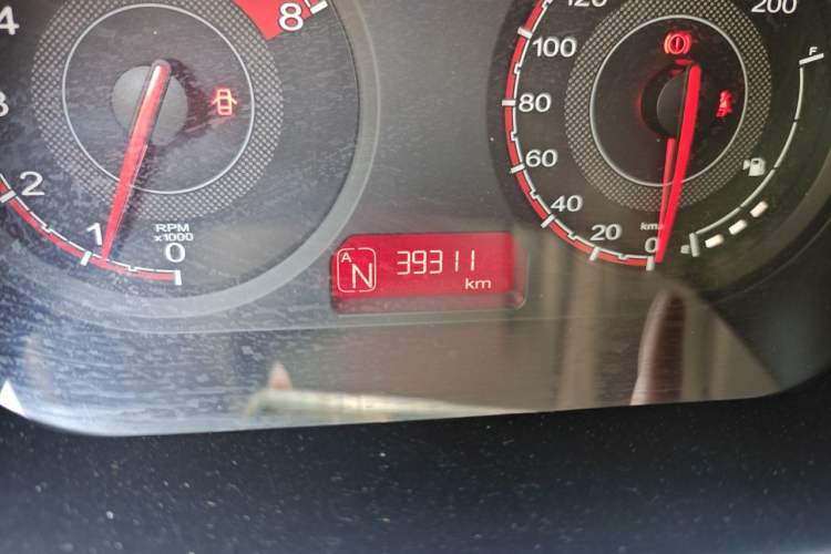 Used MG 3 2014 1.3L AMT Comfort Edition Odometer Close Up