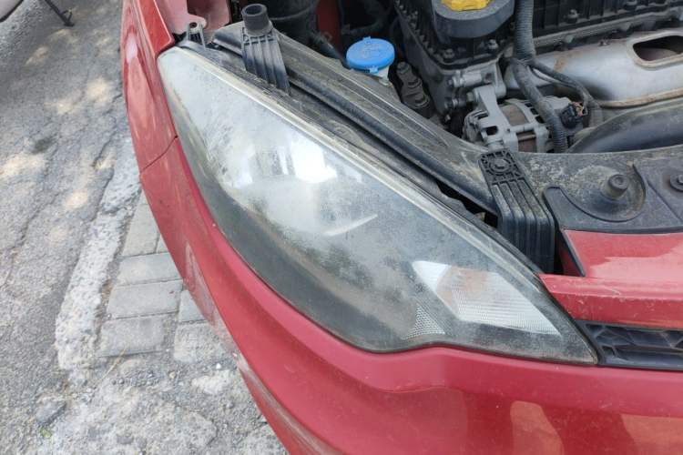 Used MG 3 2014 1.5L AMT Elite Edition Right Front Headlight
