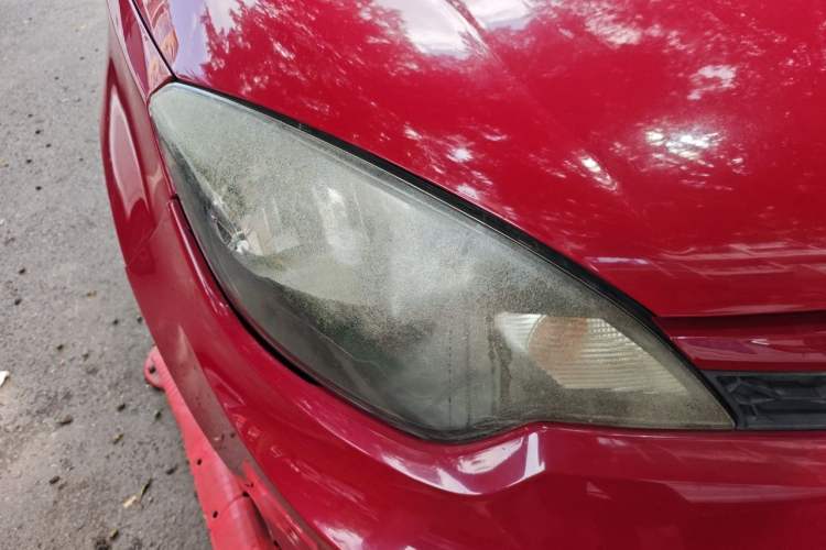 Used MG 3 2014 1.5L AMT Elite Edition Right Front Headlight