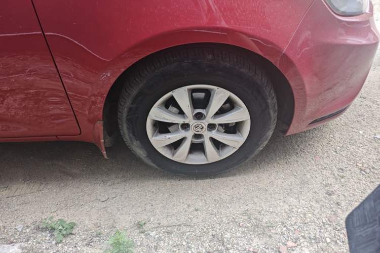 Used MG 3 2014 1.3L AMT Comfort Edition Right Front Wheel Hub