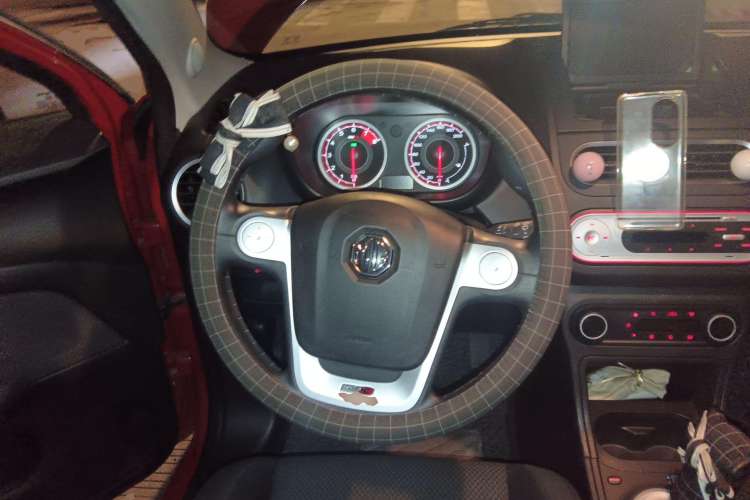 Used MG 3 2014 1.5L AMT Elite Edition Steering Wheel
