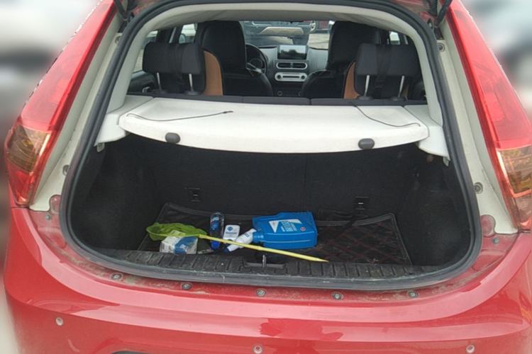Used MG 3 2014 1.5L AMT Elite Edition Trunk