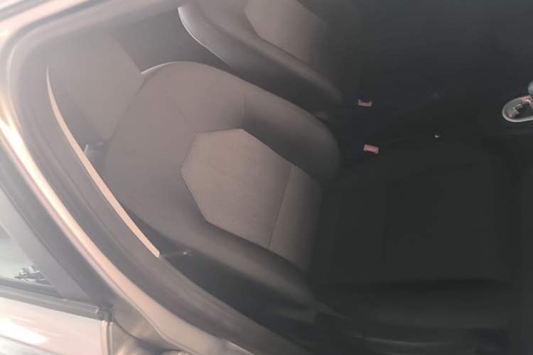 Used MG 3 2014 1.3L AMT Comfort Edition Right Front Seat