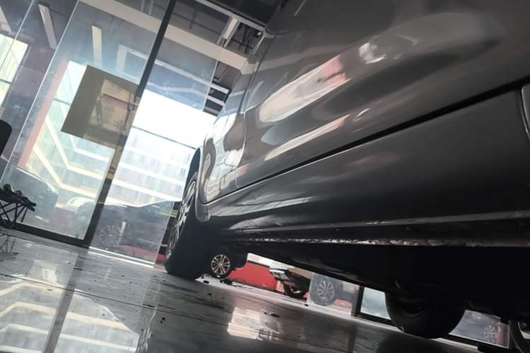 Used MG 3 2014 1.3L AMT Comfort Edition Right Side Sill