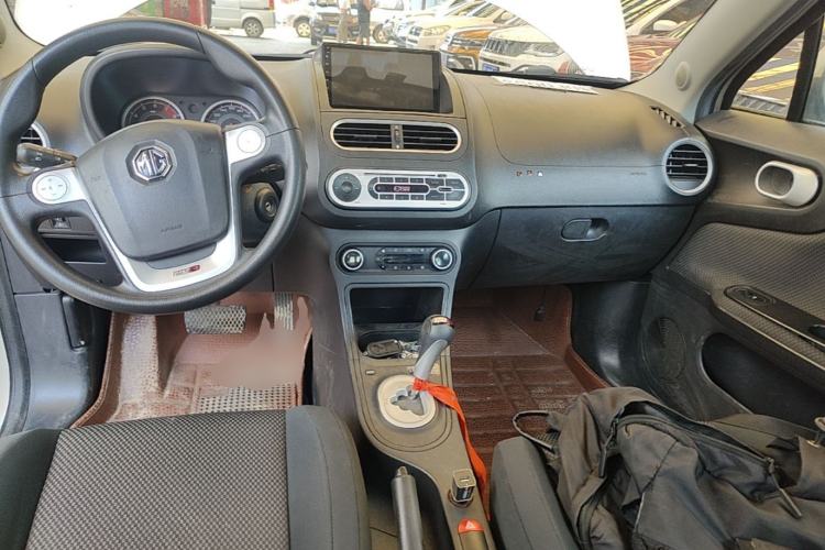 Used MG 3 2014 1.5L AMT Elite Edition Center Console