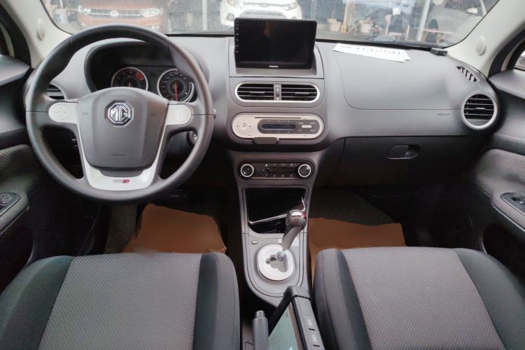 Used MG 3 2014 1.5L AMT Elite Edition Center Console