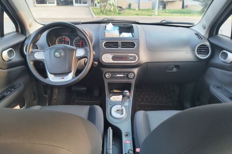 Used MG 3 2014 1.5L AMT Elite Edition Center Console