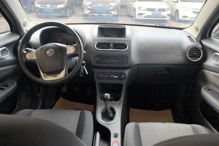Used MG 3 2014 1.3L Manual Comfort Edition Center Console