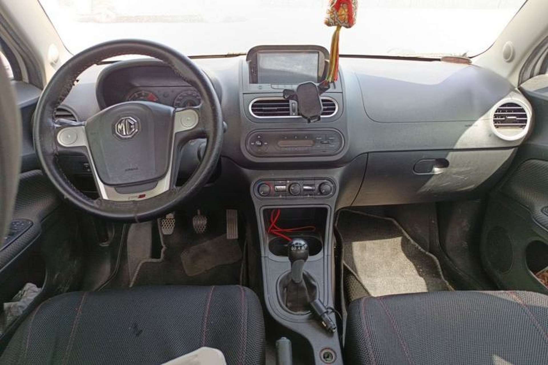 Used MG 3 2014 1.3L Manual Comfort Edition Center Console