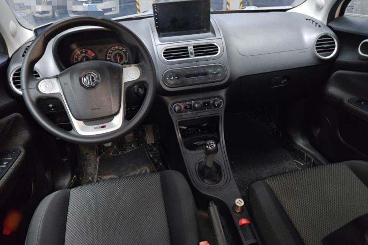 Used MG 3 2014 1.3L Manual Comfort Edition Center Console