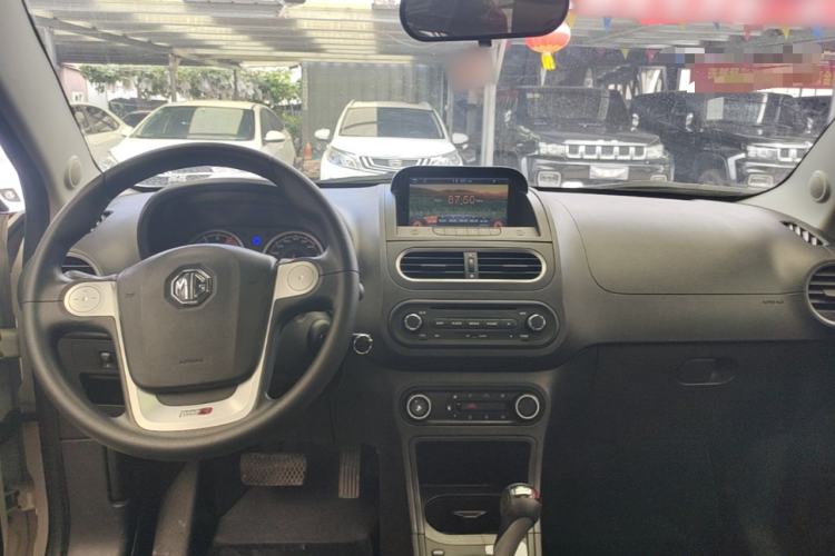 Used MG 3 2014 1.5L AMT Elite Edition Center Console