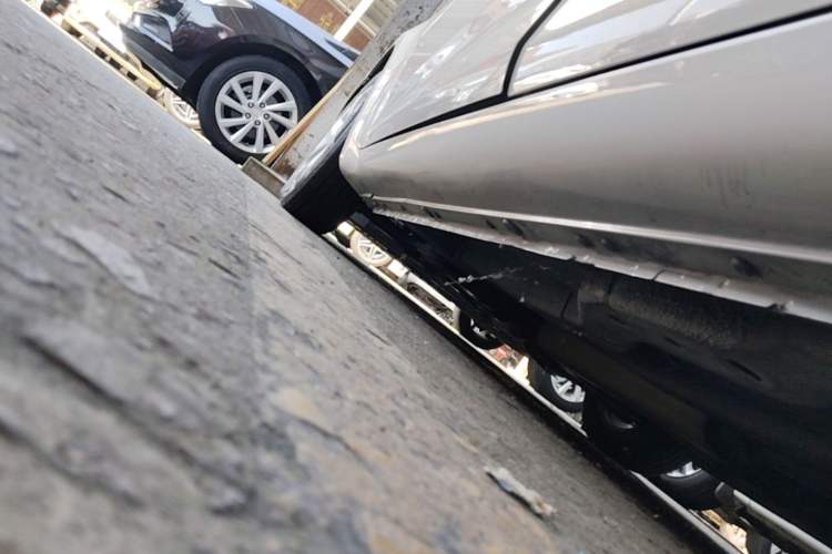 Used MG 3 2014 1.5L AMT Elite Edition Chassis Rear Left