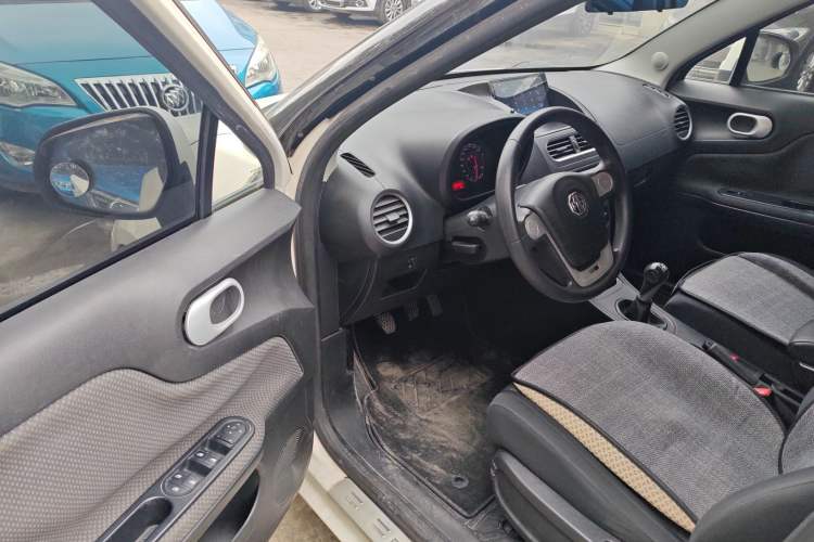 Used MG 3 2014 1.3L Manual Comfort Edition Driver Seat