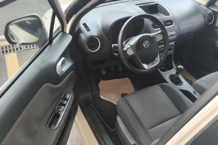 Used MG 3 2014 1.3L Manual Comfort Edition Driver Seat