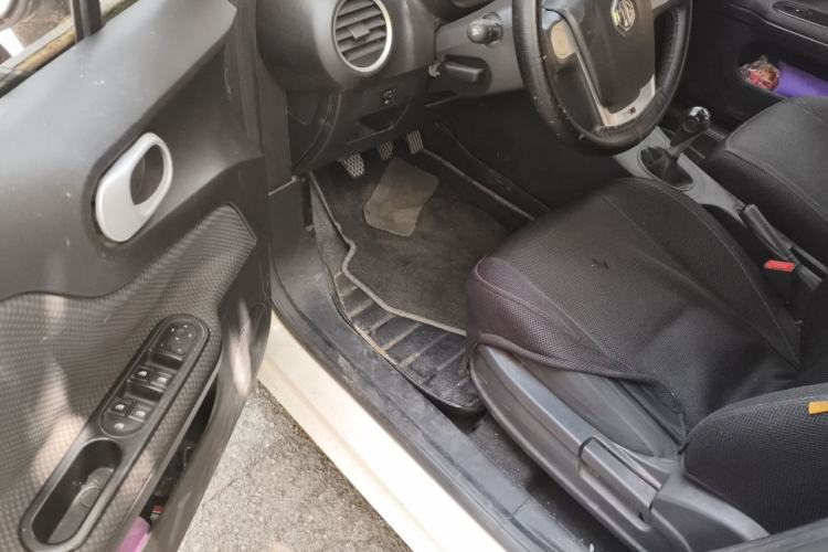 Used MG 3 2014 1.3L Manual Comfort Edition Driver Seat
