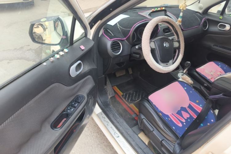 Used MG 3 2014 1.5L AMT Elite Edition Driver Seat