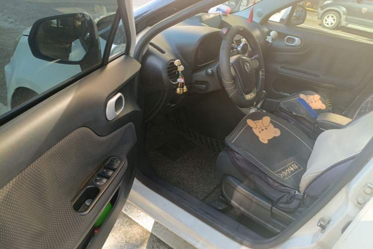 Used MG 3 2014 1.3L AMT Comfort Edition Driver Seat