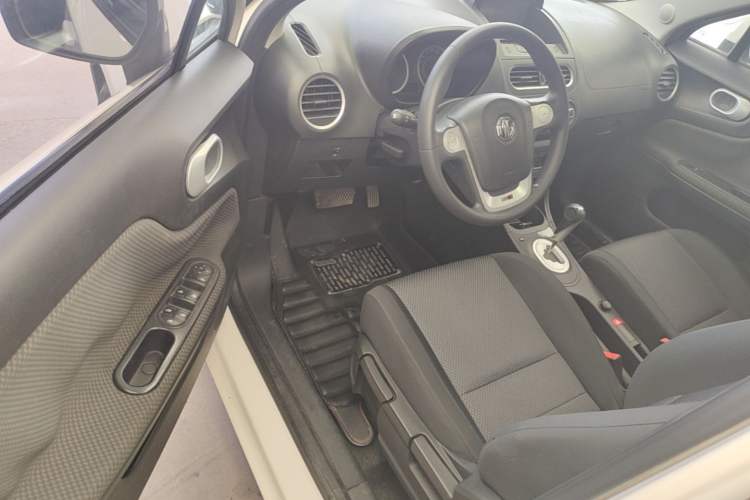 Used MG 3 2014 1.5L AMT Elite Edition Driver Seat