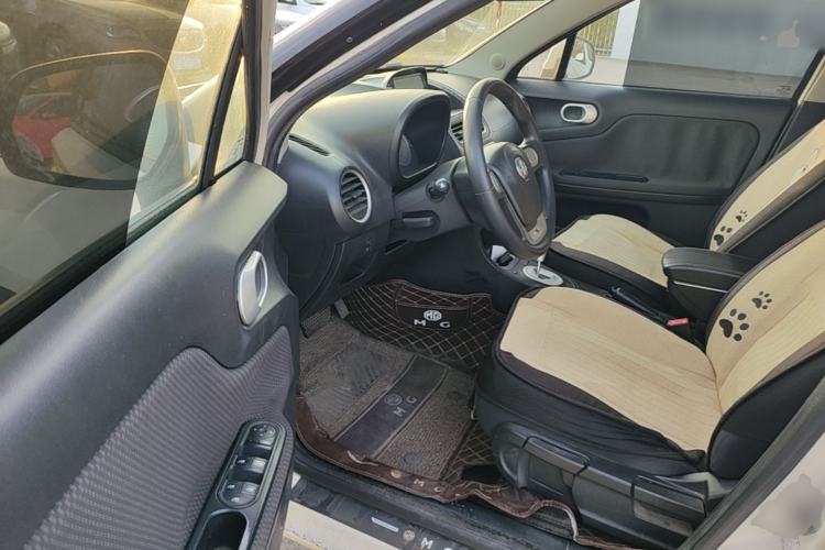 Used MG 3 2014 1.5L AMT Elite Edition Driver Seat