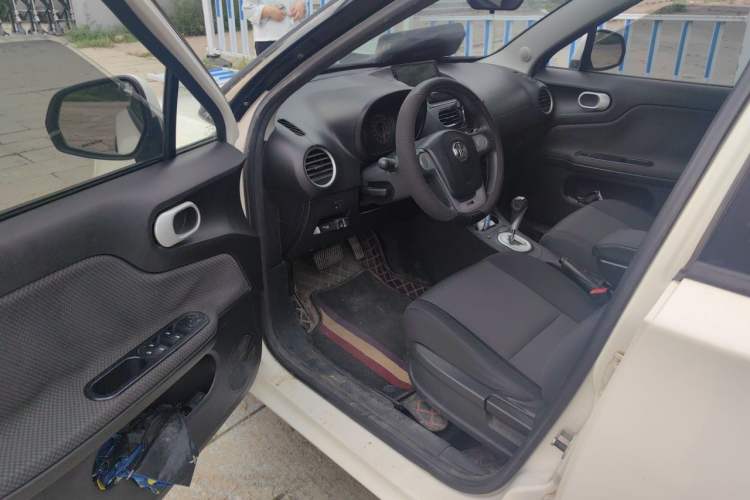 Used MG 3 2014 1.3L AMT Comfort Edition Driver Seat