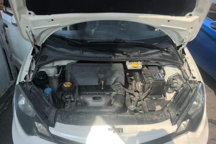 Used MG 3 2014 1.3L AMT Comfort Edition Engine Bay