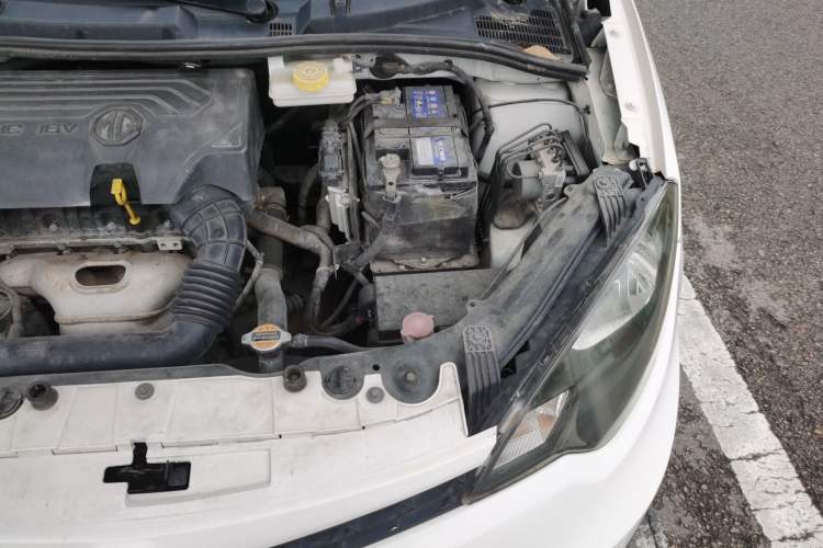 Used MG 3 2014 1.3L Manual Comfort Edition Engine Bay Left