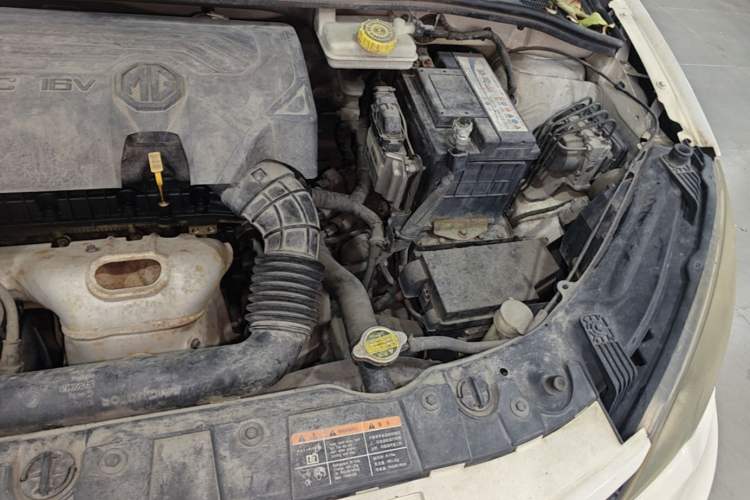 Used MG 3 2014 1.3L AMT Comfort Edition Engine Bay Left