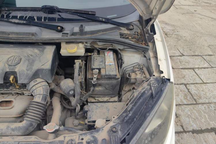 Used MG 3 2014 1.3L AMT Comfort Edition Engine Bay Left