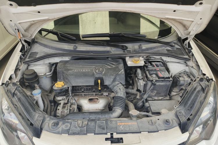 Used MG 3 2014 1.5L AMT Elite Edition Engine Bay