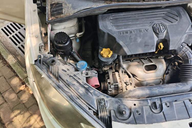 Used MG 3 2014 1.3L AMT Comfort Edition Engine Bay Right