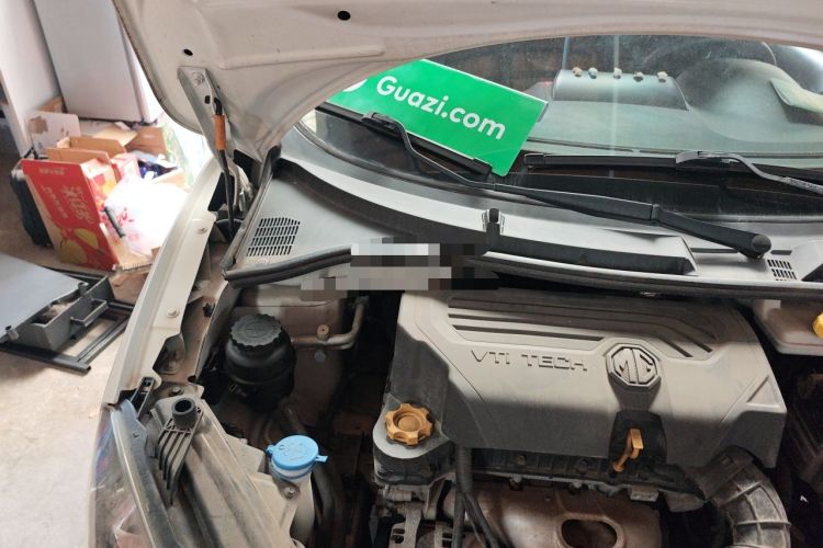 Used MG 3 2014 1.5L AMT Elite Edition Engine Bay Right