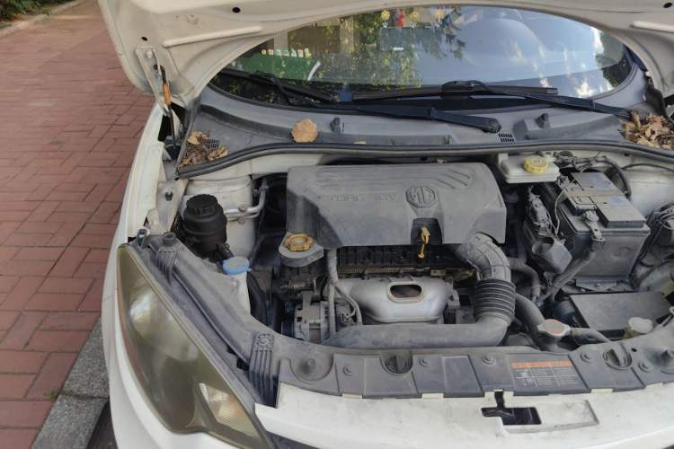 Used MG 3 2014 1.3L AMT Comfort Edition Engine Bay Right