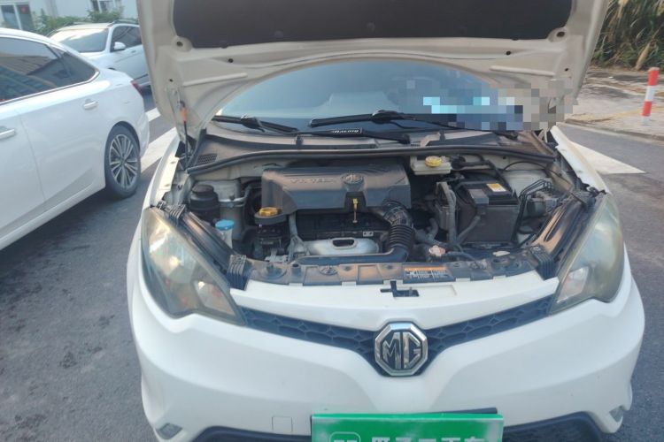 Used MG 3 2014 1.5L AMT Elite Edition Engine Bay Right