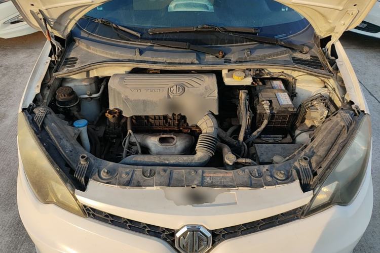 Used MG 3 2014 1.5L AMT Elite Edition Engine Bay