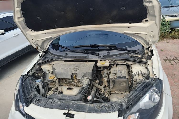 Used MG 3 2014 1.5L AMT Elite Edition Engine Bay