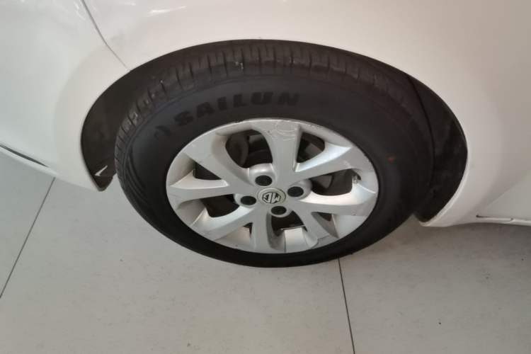 Used MG 3 2014 1.5L AMT Elite Edition Exterior 3