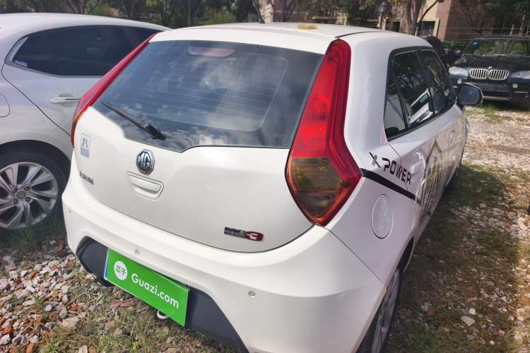 Used MG 3 2014 1.5L AMT Elite Edition Exterior 4