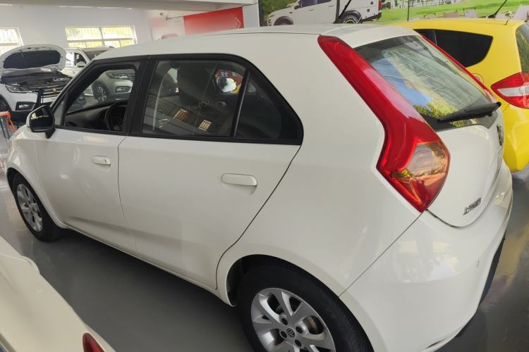 Used MG 3 2014 1.5L AMT Elite Edition Exterior 5