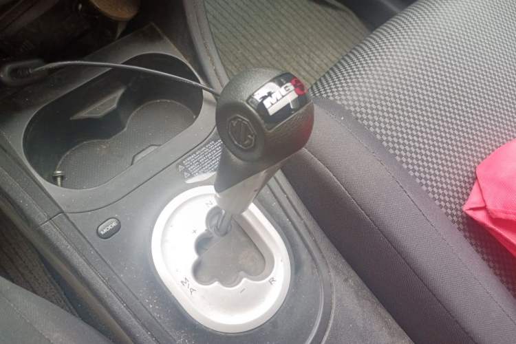 Used MG 3 2014 1.5L AMT Elite Edition Gear Lever