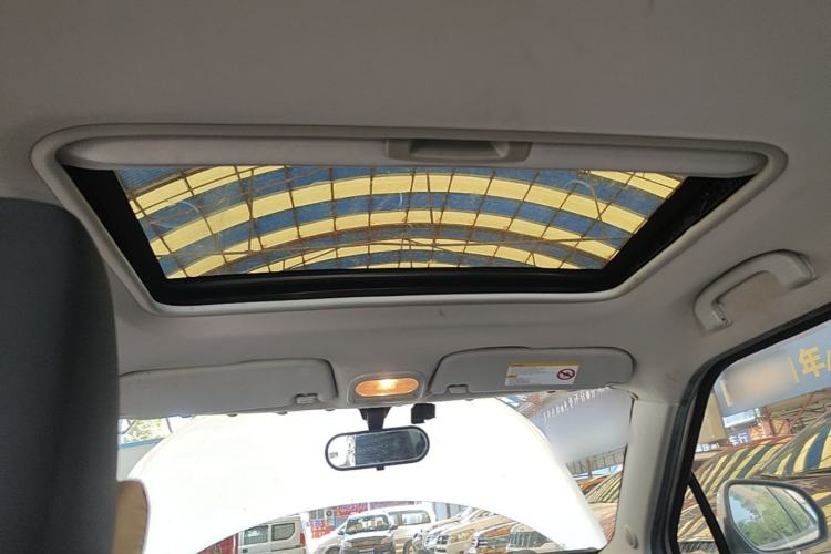 Used MG 3 2014 1.5L AMT Elite Edition Headliner