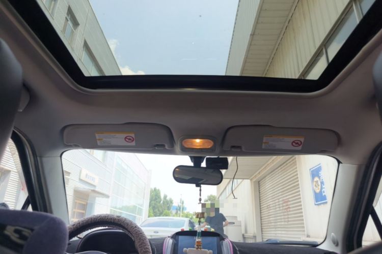 Used MG 3 2014 1.5L AMT Elite Edition Headliner