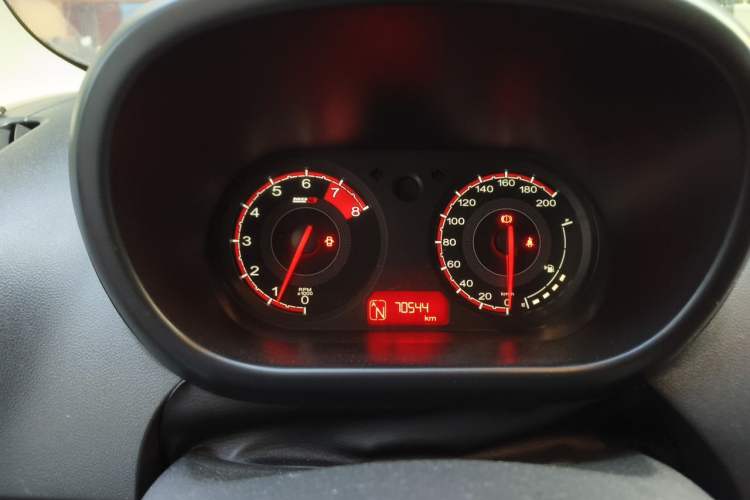 Used MG 3 2014 1.3L AMT Comfort Edition Instrument Cluster