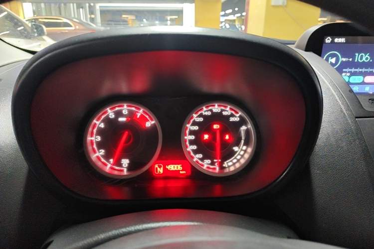 Used MG 3 2014 1.5L AMT Elite Edition Instrument Cluster