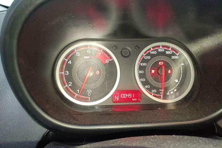 Used MG 3 2014 1.5L AMT Elite Edition Instrument Cluster