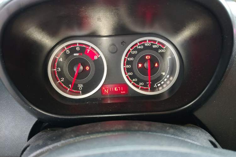 Used MG 3 2014 1.5L AMT Elite Edition Instrument Cluster