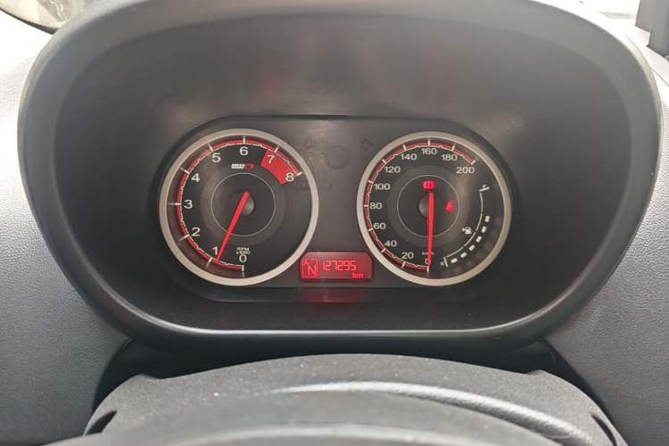 Used MG 3 2014 1.5L AMT Elite Edition Instrument Cluster