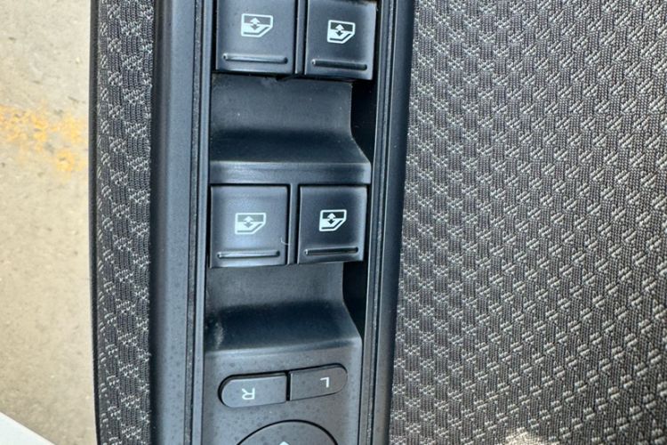 Used MG 3 2014 1.3L AMT Comfort Edition Interior 1